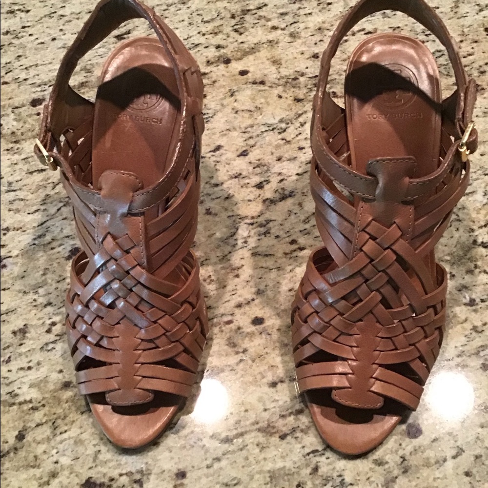 Gorgeous Tory Burch Sandals Size 10. Never Worn
